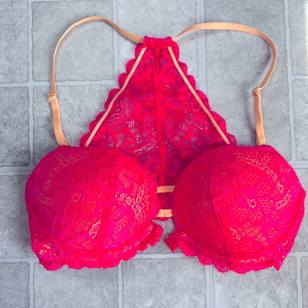 PINK Victoria’s Secret Date Racerback Push-Up Bra in Pink Lace yellow size 32D